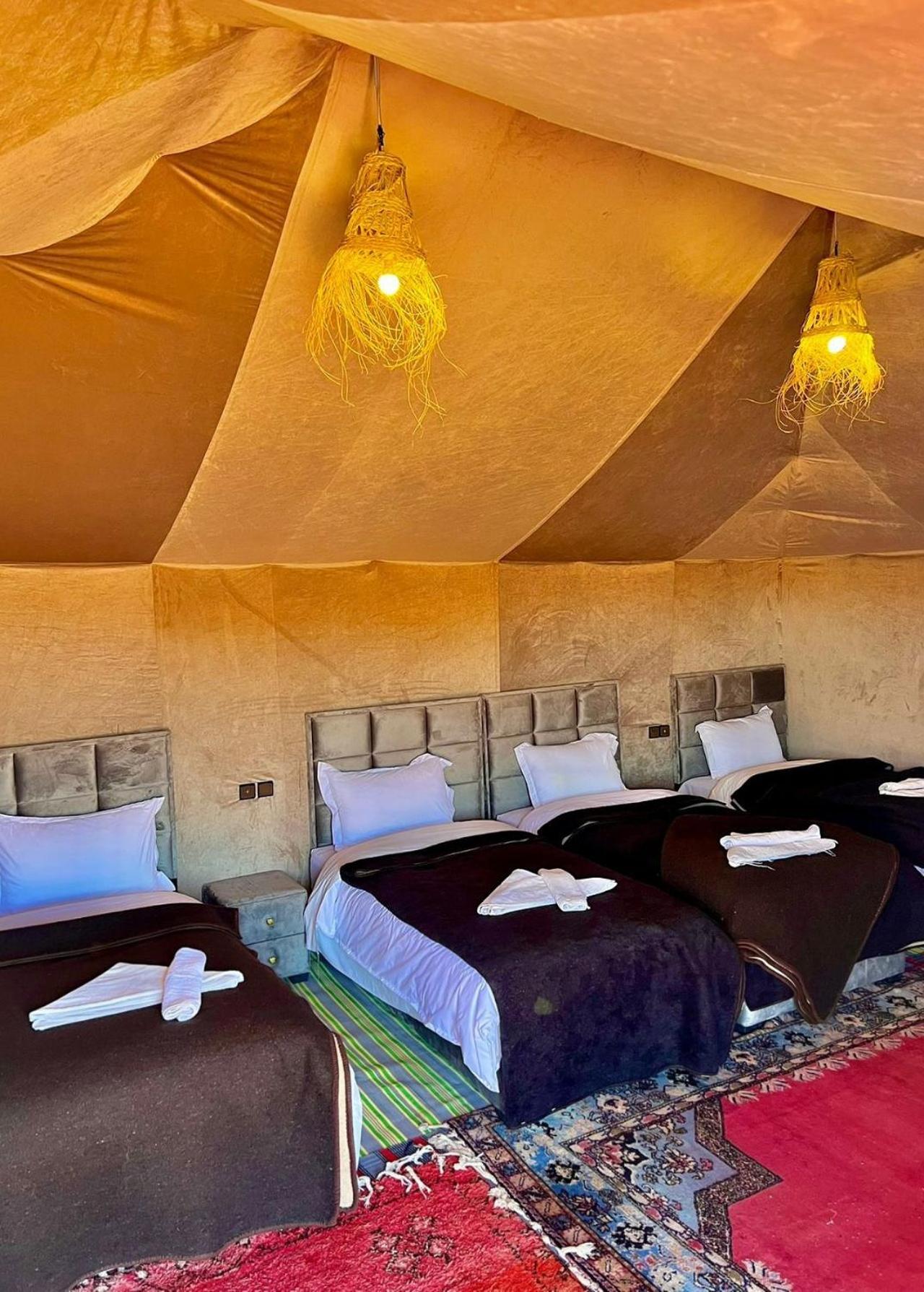 Desert Camp Camel & Sandboarding 메르주가 외부 사진